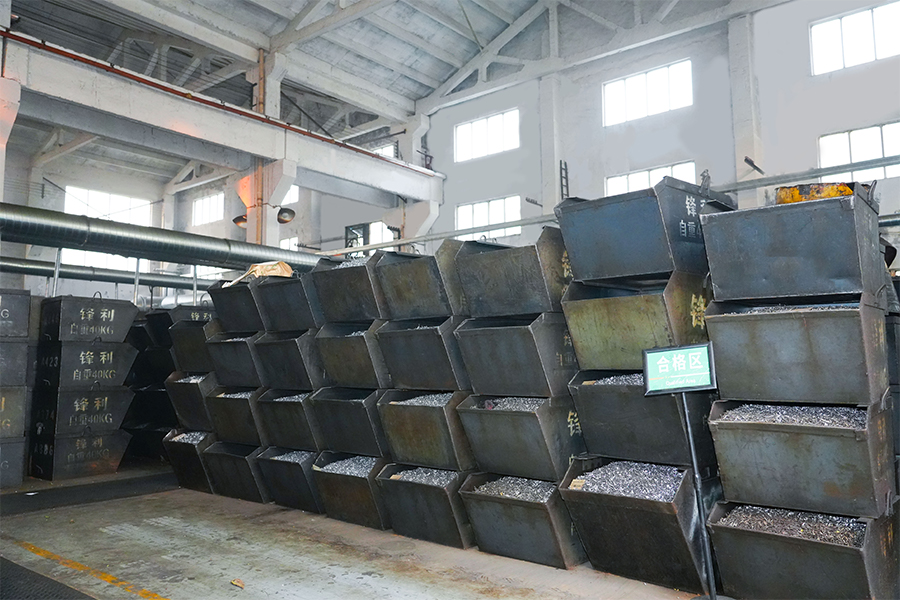 梱包と倉庫保管