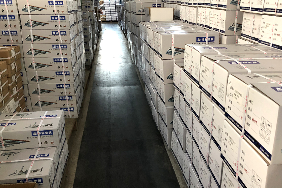 梱包と倉庫保管